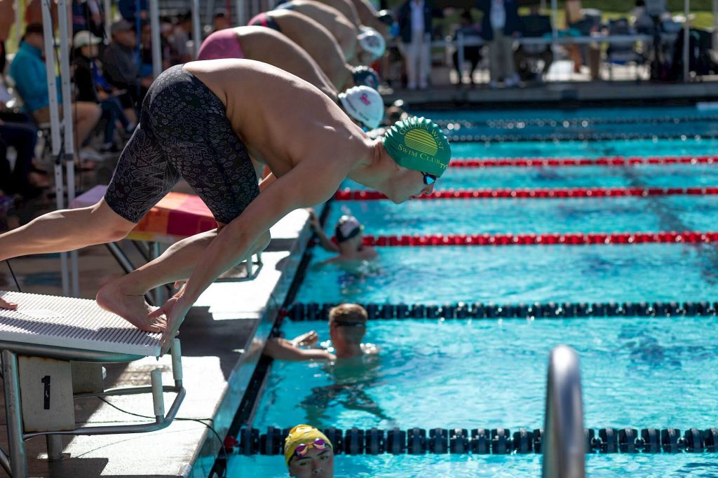 swimmers getting ready at woollett aquatics