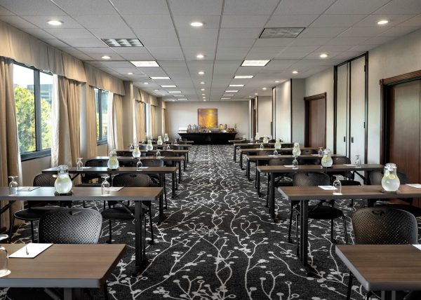 meeting space at sonesta irvine