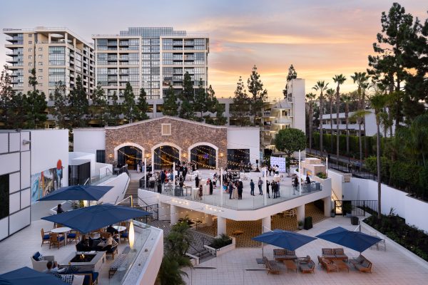catalina terrace event space at irvine marriott at dusk