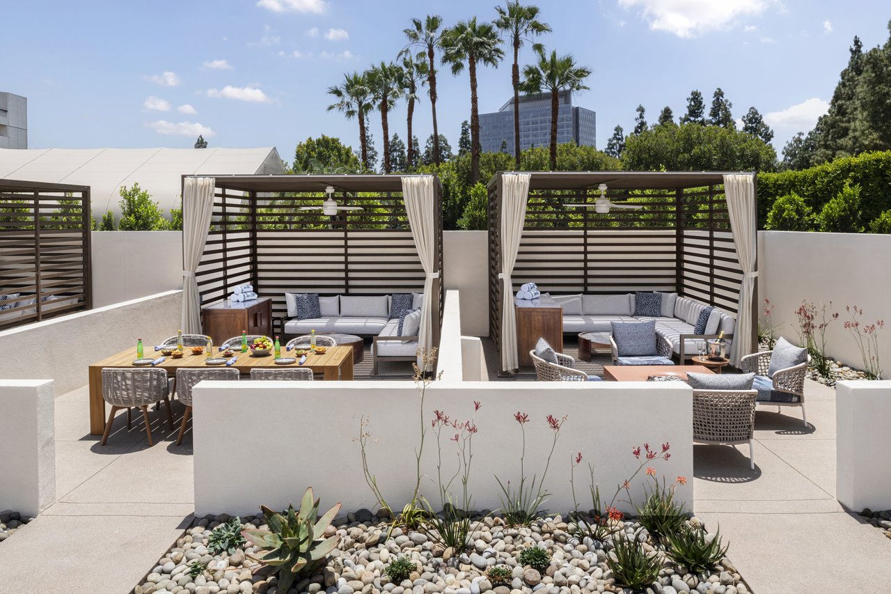 hyatt regency poolside cabana