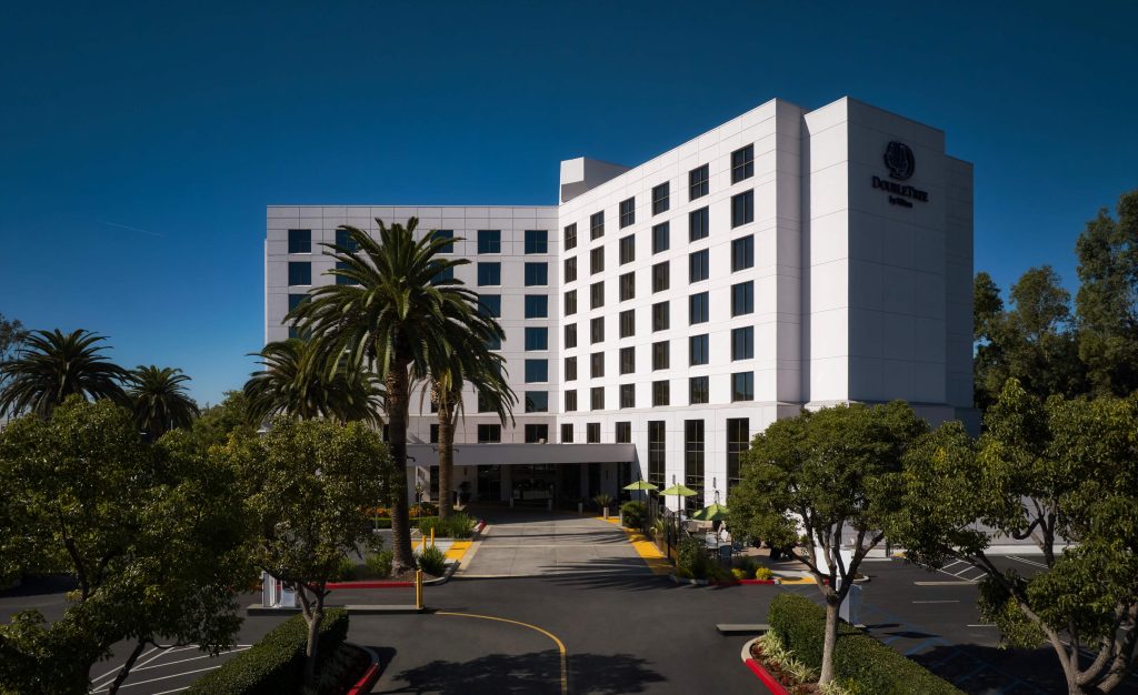 DoubleTree by Hilton Irvine Spectrum 6 SMALL Irvine Spectrum DoubleTree exterior day alt