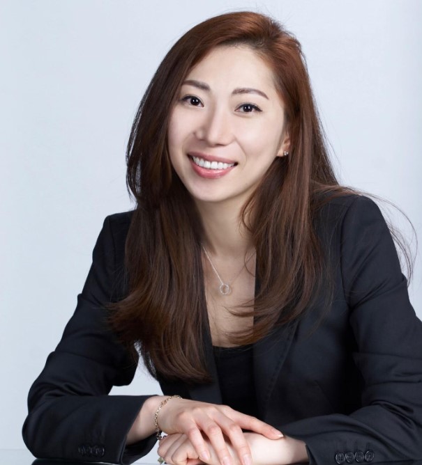 Yuni Hunter committee member