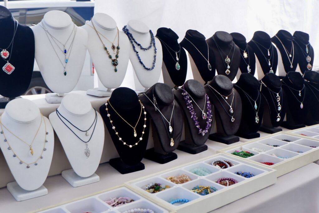 Farmers Markets 1 21FA9C29 8499 4863 828D 6AE2D90C46B7 26832 000012B4AB6A8474