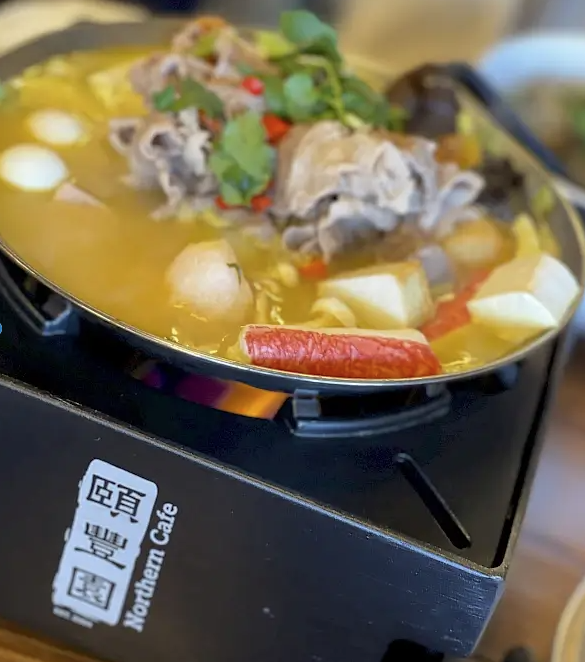 seafood hot pot at northern cafe
